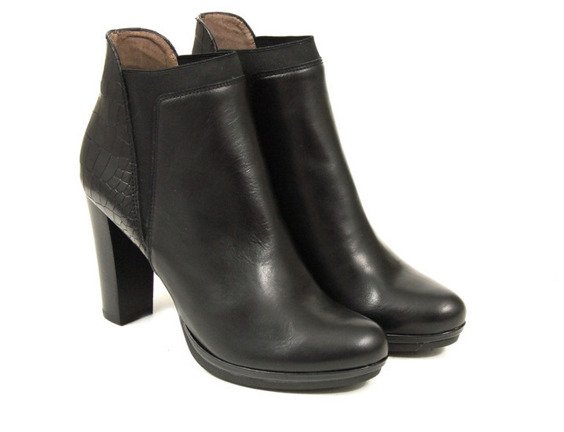 Boots Wonders M-9083