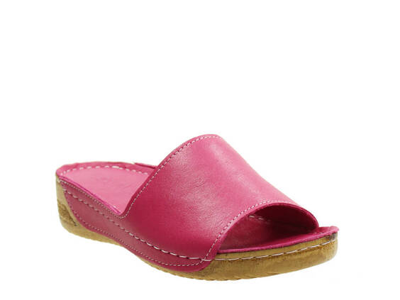 Loretta Vitale flip-flops 285