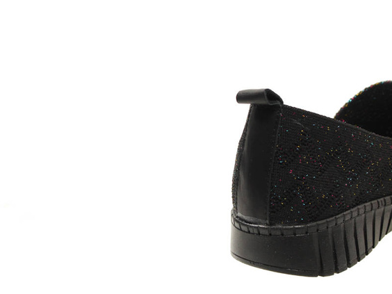 Low shoes Loretta Vitale 710